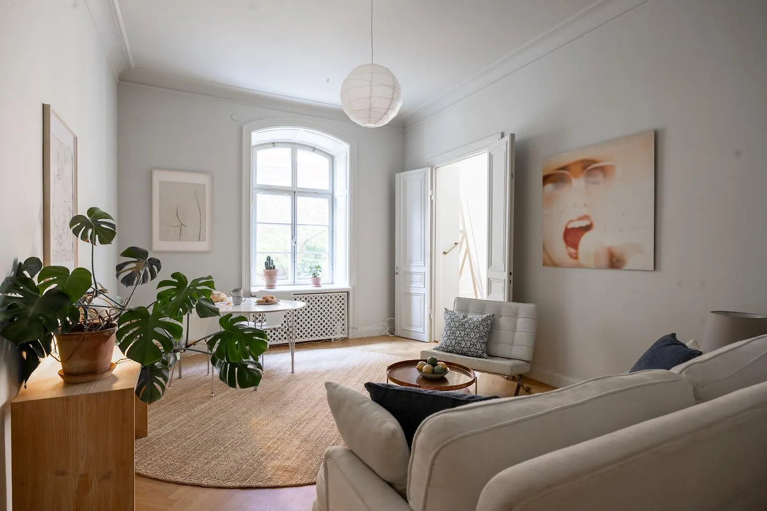 Stylish and Central Stockholm Östermalm Apartment