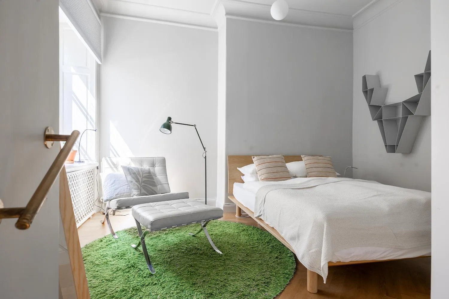Stylish and Central Stockholm Östermalm Apartment 0*,